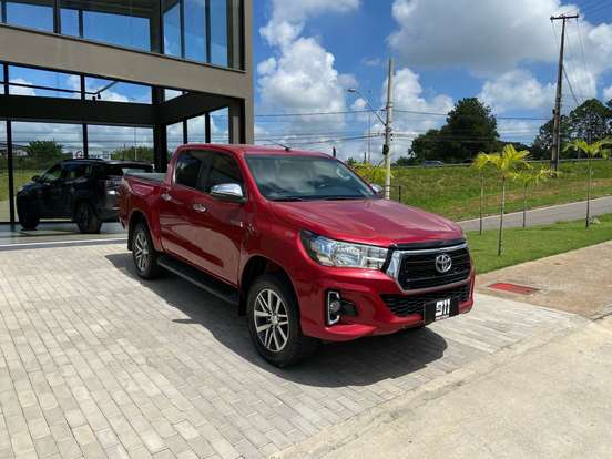 TOYOTA-HILUX-2018