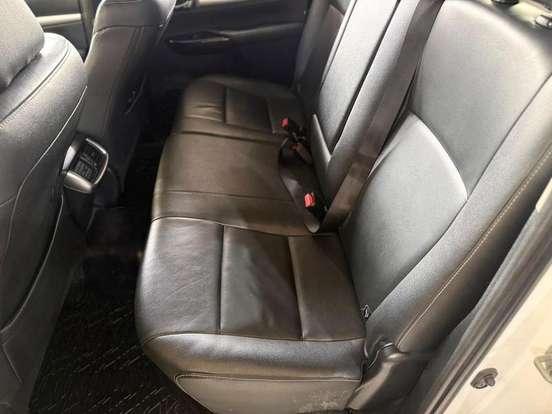TOYOTA-HILUX-2017