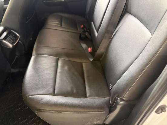 TOYOTA-HILUX-2017