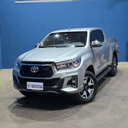 TOYOTA-HILUX-2019