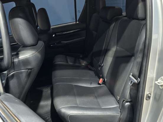 TOYOTA-HILUX-2.8 SRX 4X4 CD 16V DIESEL 4P AUTOMÁTICO TOYOTA-HILUX-2019