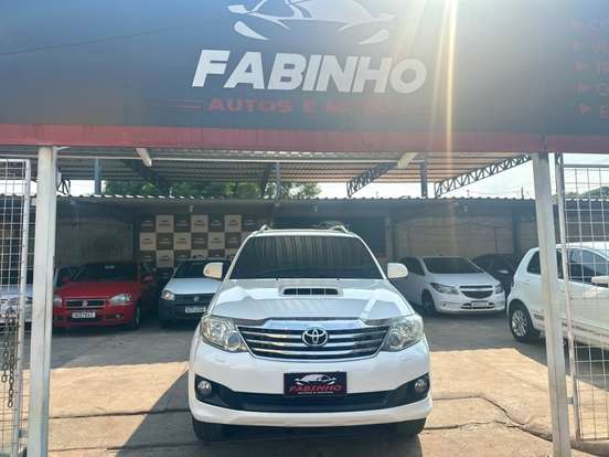TOYOTA-HILUX-3.0 SRV 4X4 CD 7 LUGARES 16V TURBO INTERCOOLER DIESEL 4P AUTOMÁTICO TOYOTA-HILUX-2012