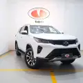TOYOTA HILUX SW4 2.8 D-4D TURBO DIESEL SRX PLATINUM 7L 4X4 AUTOMÁTICO TOYOTA HILUX SW4 2.8 D-4D TURBO DIESEL SRX PLATINUM 7L 4X4 AUTOMÁTICO