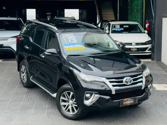 TOYOTA-HILUX SW4-2018