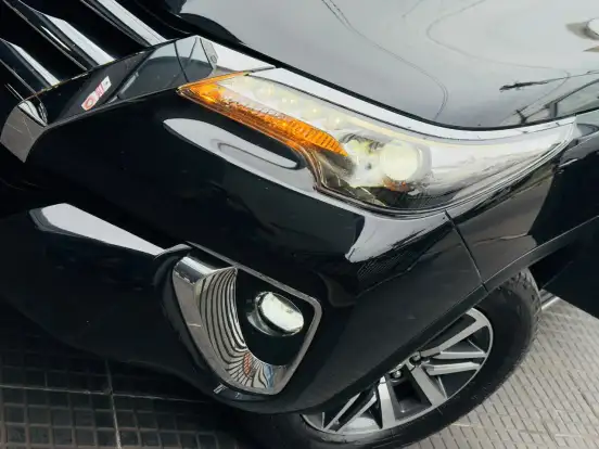 TOYOTA-HILUX SW4-2.8 SRX 4X4 16V TURBO INTERCOOLER DIESEL 4P AUTOMÁTICO TOYOTA-HILUX SW4-2018