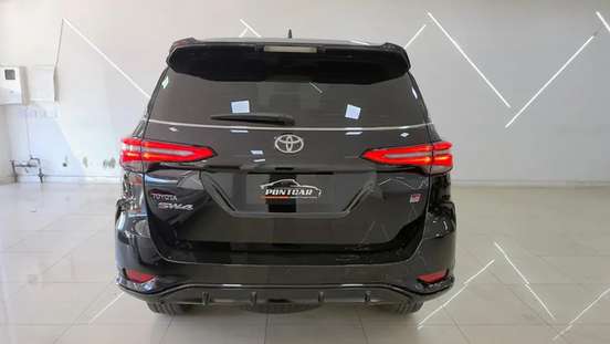 TOYOTA-HILUX SW4-2022