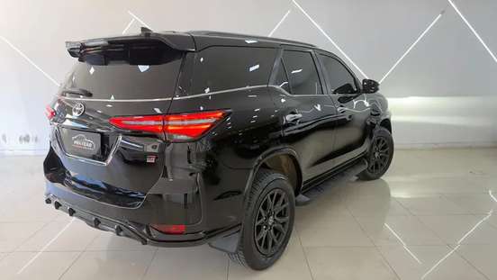 TOYOTA-HILUX SW4-2022