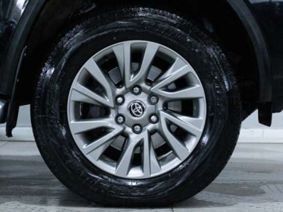 TOYOTA-HILUX SW4-2.8 D-4D TURBO DIESEL SRX 4X4 AUTOMÁTICO TOYOTA-HILUX SW4-2020