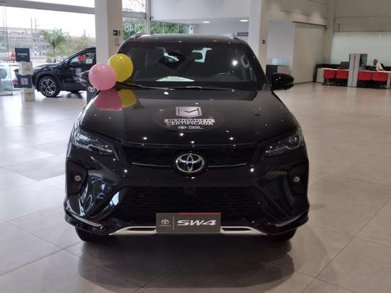 TOYOTA-HILUX SW4-2.8 D-4D TURBO DIESEL SRX PLATINUM 7L 4X4 AUTOMÁTICO TOYOTA-HILUX SW4-2026