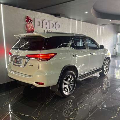 TOYOTA-HILUX SW4-2018