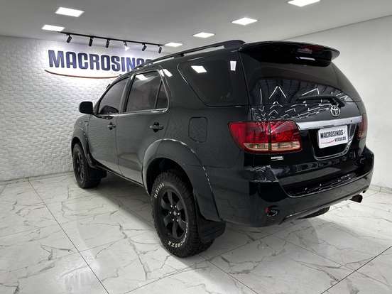 TOYOTA-HILUX SW4-2007