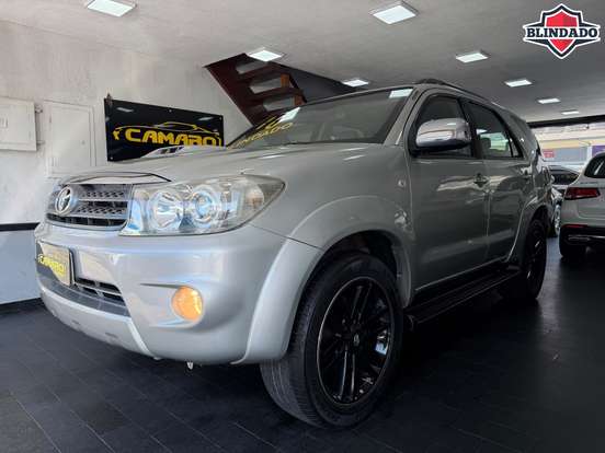 TOYOTA-HILUX SW4-3.0 SRV 4X4 7 LUGARES 16V TURBO INTERCOOLER DIESEL 4P AUTOMÁTICO TOYOTA-HILUX SW4-2010