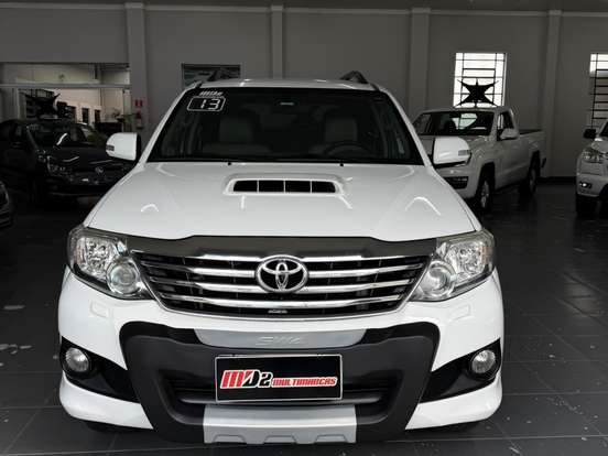 TOYOTA-HILUX SW4-2012