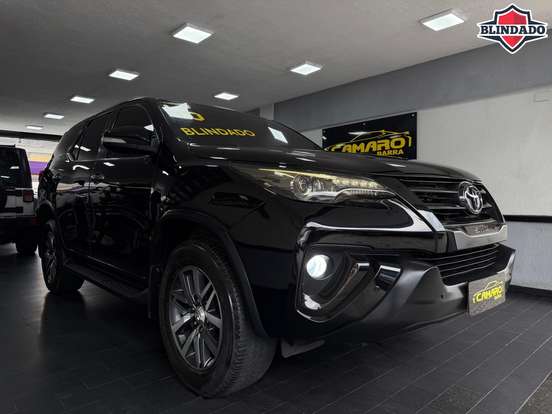 TOYOTA-HILUX SW4-2016