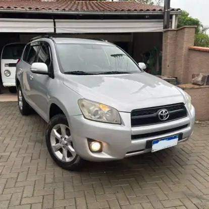 TOYOTA-RAV4-2011