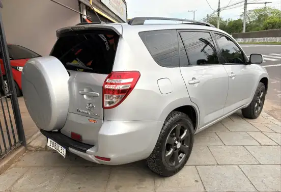 TOYOTA-RAV4-2011