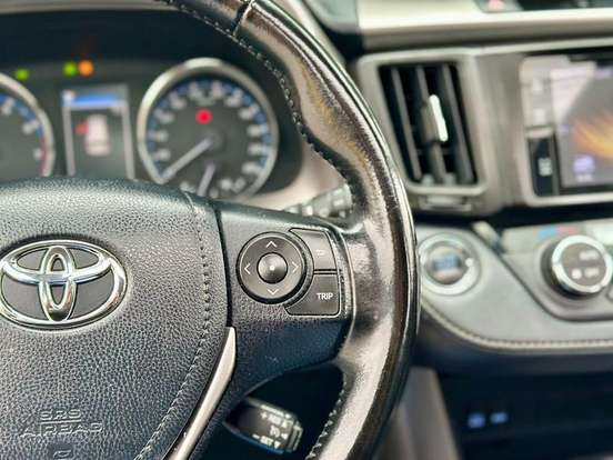 TOYOTA-RAV4-2.0 16V GASOLINA 4P AUTOMÁTICO TOYOTA-RAV4-2018