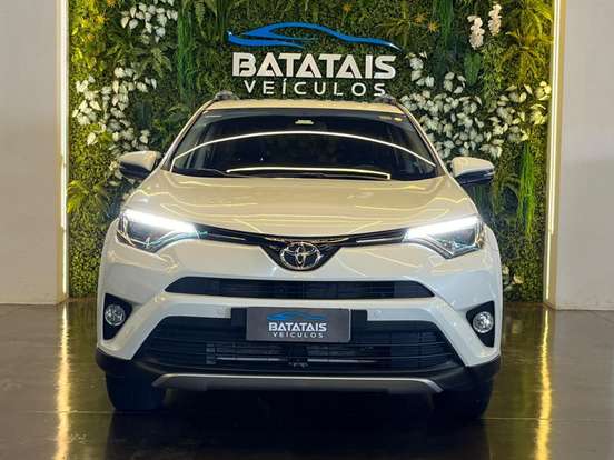 TOYOTA-RAV4-2017