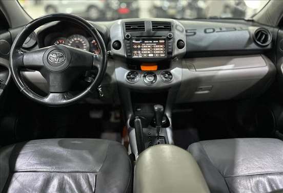 TOYOTA-RAV4-2006