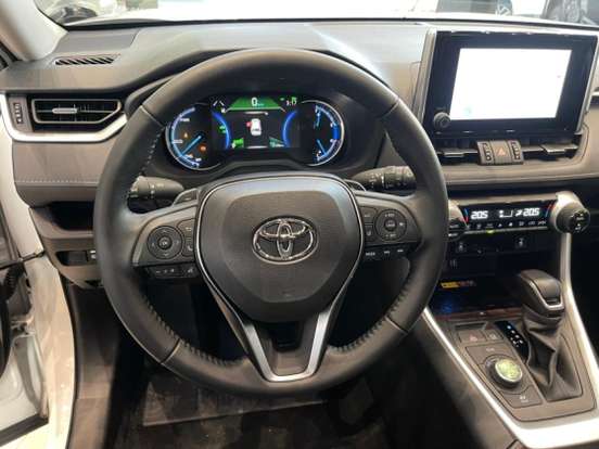 TOYOTA-RAV4-2025