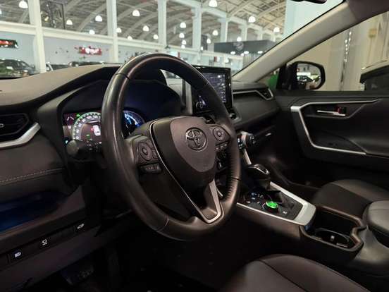 TOYOTA-RAV4-2022