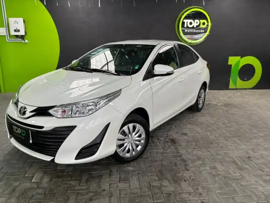 TOYOTA-YARIS-2020