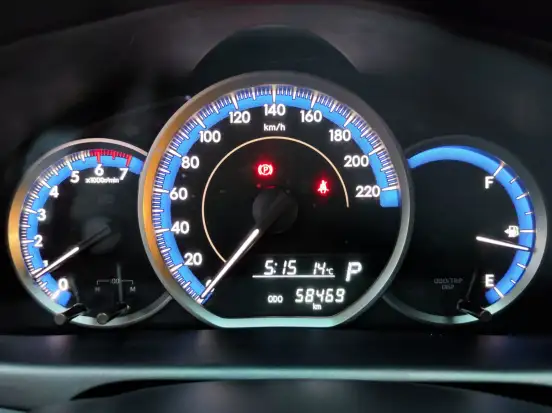 TOYOTA-YARIS-2021