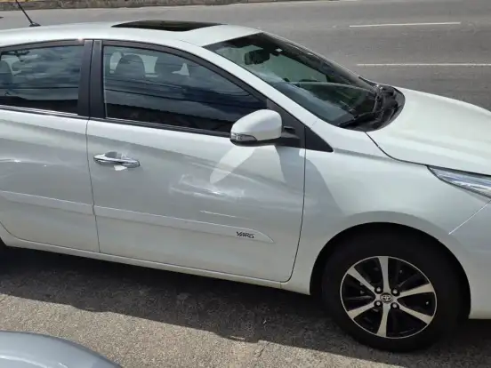 TOYOTA-YARIS-1.5 16V FLEX XLS MULTIDRIVE TOYOTA-YARIS-2018