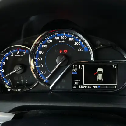 TOYOTA-YARIS-2022