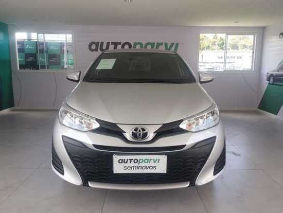 TOYOTA-YARIS-2020