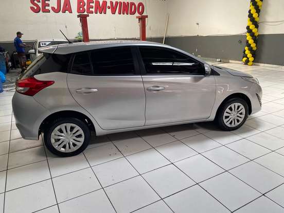 TOYOTA-YARIS-1.3 16V FLEX XL MULTIDRIVE TOYOTA-YARIS-2019