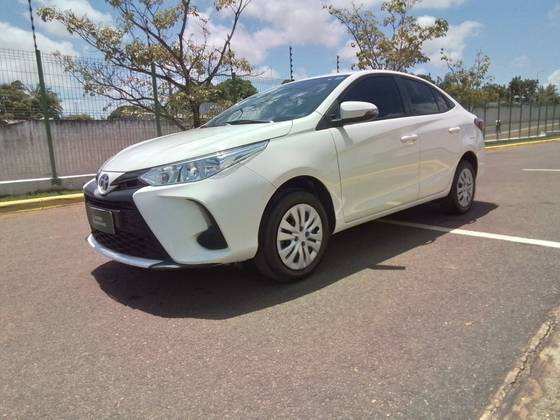 TOYOTA YARIS 1.5 16V FLEX SEDAN XL LIVE MULTIDRIVE