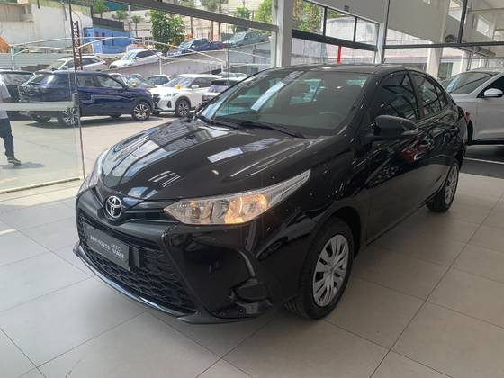 TOYOTA YARIS 1.5 16V FLEX SEDAN XL LIVE MULTIDRIVE