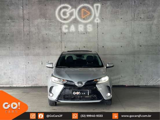 TOYOTA-YARIS-2022