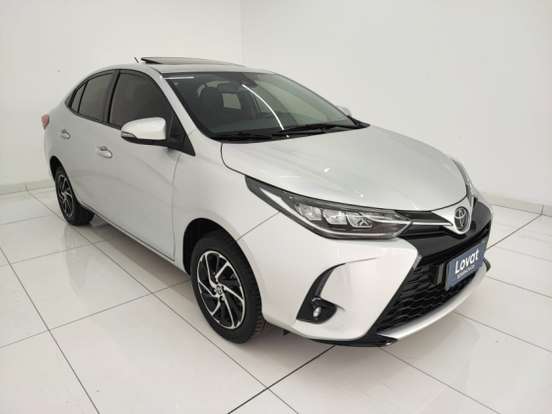 TOYOTA-YARIS-2023