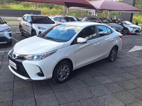 TOYOTA-YARIS-1.5 16V FLEX SEDAN XS MULTIDRIVE TOYOTA-YARIS-2023