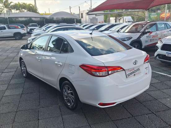 TOYOTA-YARIS-1.5 16V FLEX SEDAN XS MULTIDRIVE TOYOTA-YARIS-2023