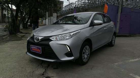 TOYOTA-YARIS-2024