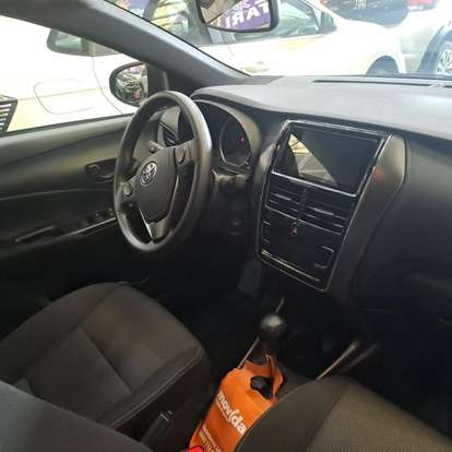 TOYOTA-YARIS-2024