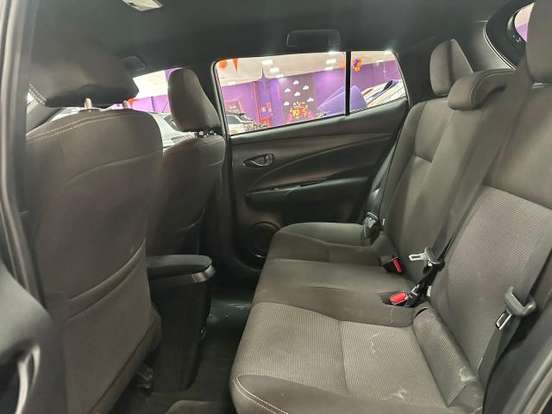 TOYOTA-YARIS-2024