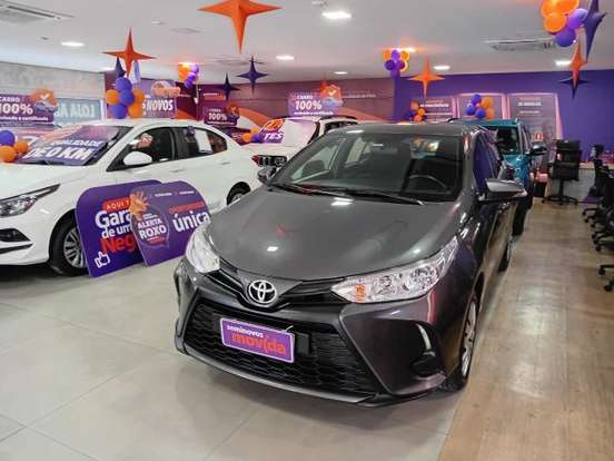 TOYOTA-YARIS-2024