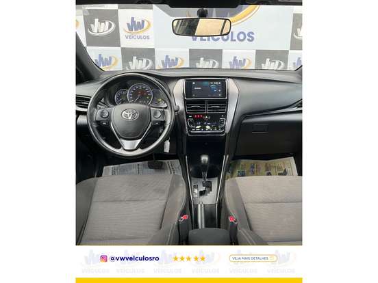 TOYOTA-YARIS-2024