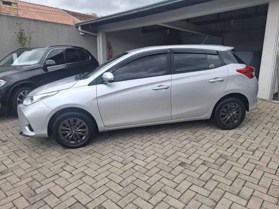 TOYOTA-YARIS-2024