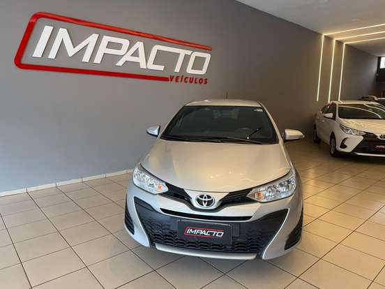 TOYOTA-YARIS-2020