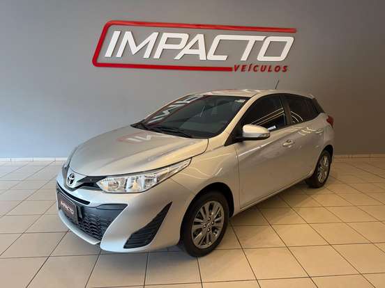 TOYOTA-YARIS-2020