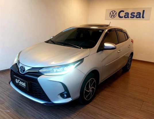 TOYOTA-YARIS-2023