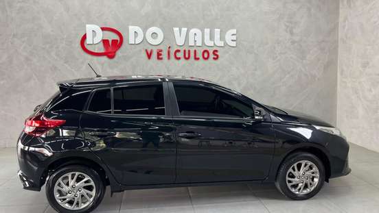 TOYOTA-YARIS-2024