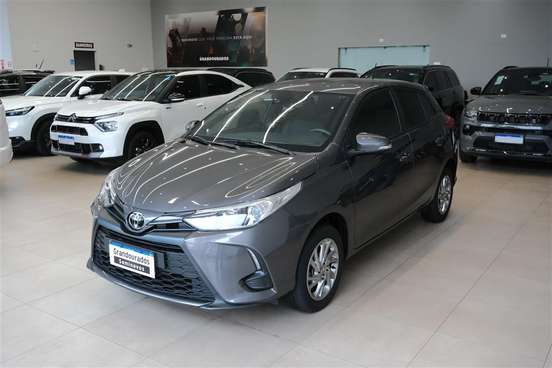 TOYOTA-YARIS-2024