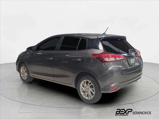 TOYOTA-YARIS-1.5 16V FLEX XS MULTIDRIVE TOYOTA-YARIS-2024