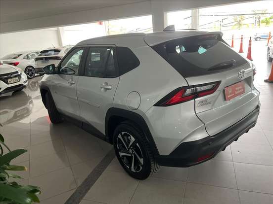 TOYOTA-YARIS CROSS-2026